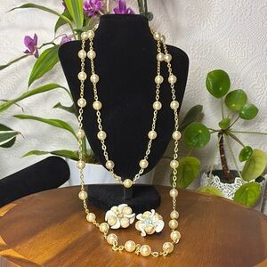 Vintage 50’s 60’s Gold and Cream Floral clip earrings. W/Bonus Pearl Necklace